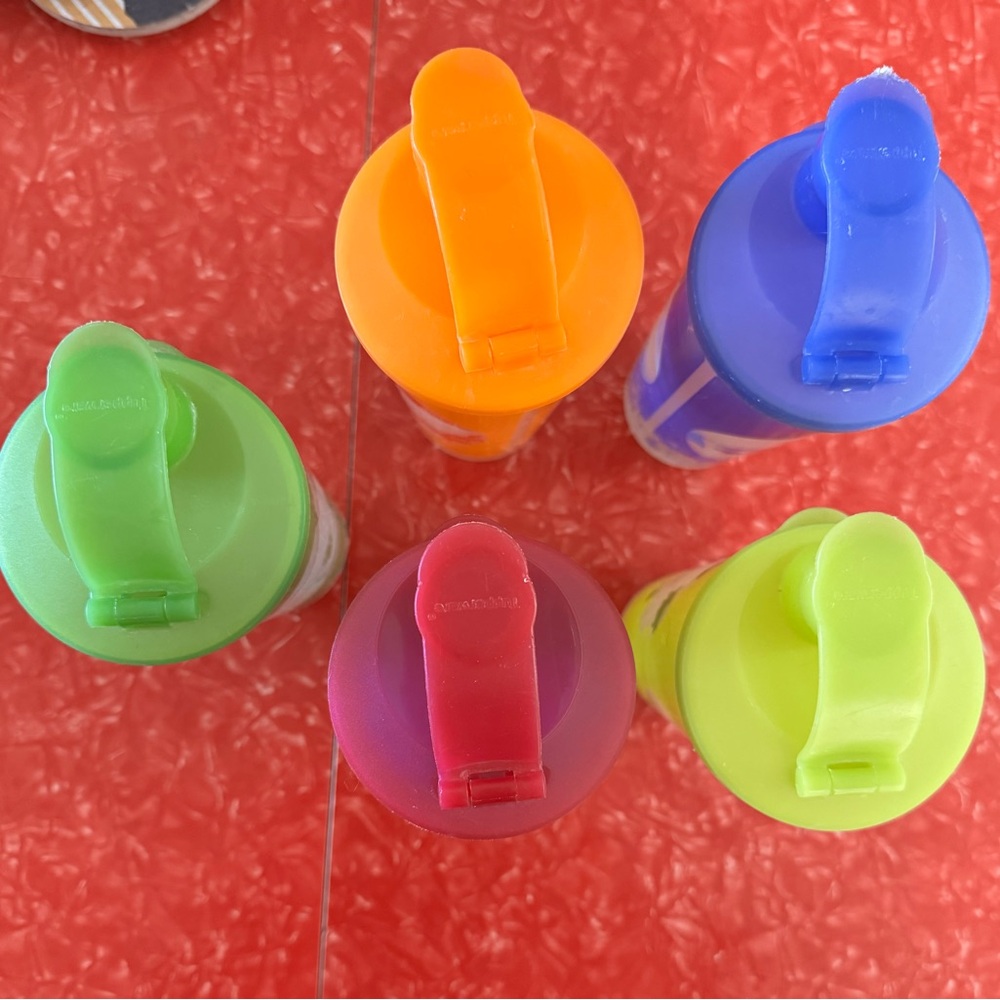 Tupperware Eco-Friendly Animal / Safari / Sealife Print Tumblers with Lids - Picture 5 of 7
